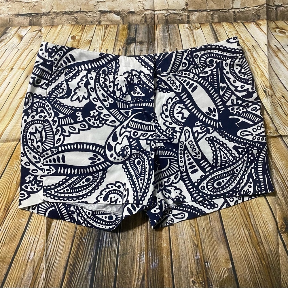 Anthropologie Kengi Chino Shorts White Blue Paisley Print‎ Cotton